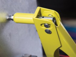 BlueSpot Tools Hand Rivet Gun + 60 Rivets