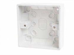 Dencon 1 Gang Moulded Box 32mm 8899NB