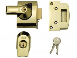 Yale Locks BS2 Nightlatch British Standard Lock 40mm Backset Brasslux Finish Visi